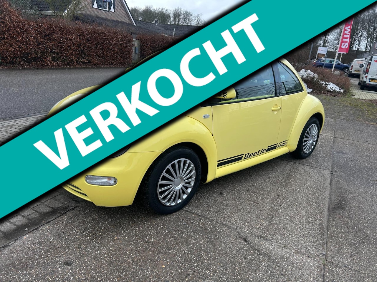 Volkswagen New Beetle - 2.0 Highline 2.0 Highline - AutoWereld.nl