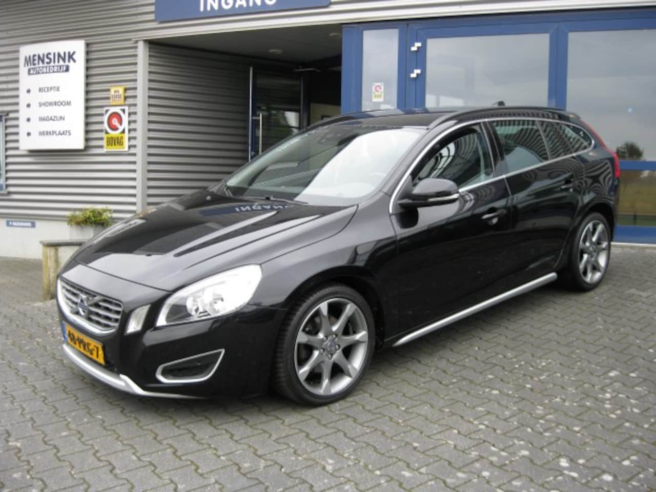 Volvo V60 - T4 180pk Start/Stop - AutoWereld.nl