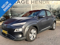 Hyundai Kona Electric - EV Comfort 64 kWh | SOH: 96, 4% | 3 Fase |Warmtepomp | Navi | Adaptive CC | Climate |