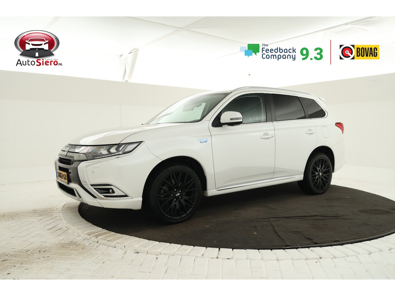 Mitsubishi Outlander - 2.4 PHEV S-Edition Automaat, Navigatie, Climate, - AutoWereld.nl