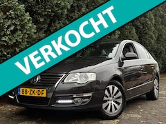 Volkswagen Passat - 1.4 TSI Comfortline | Airco | Trekhaak | Cruise
