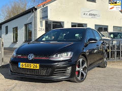 Volkswagen Golf - 2.0 TSI GTI Performance