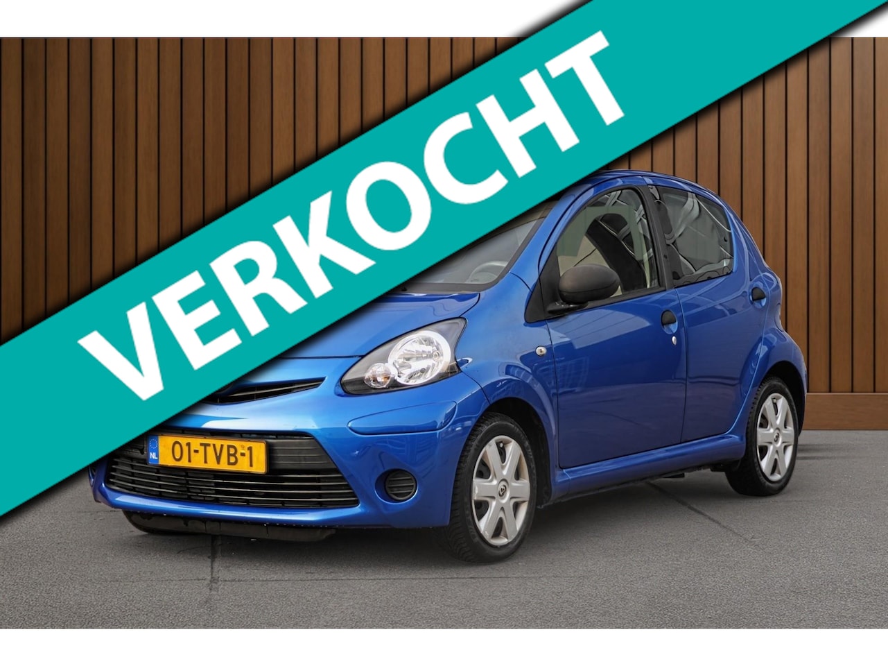 Toyota Aygo - 1.0 VVT-i Comfort 5-Deurs | Facelift | Airco | NAP - AutoWereld.nl