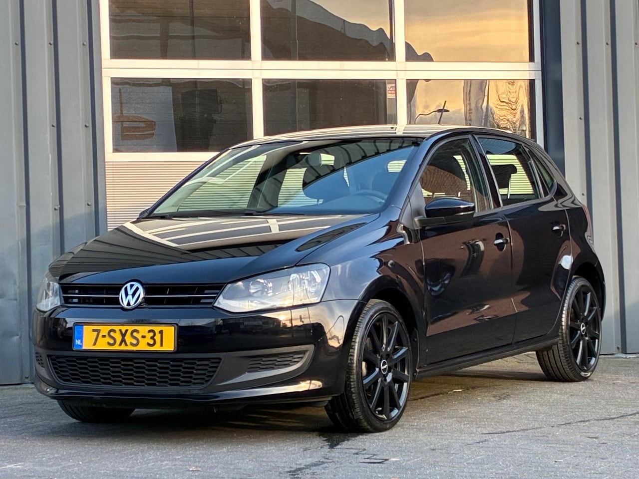Volkswagen Polo - 1.2 TSI Airco Navigatie 17 inch - AutoWereld.nl