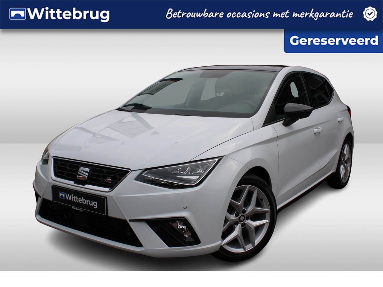 SEAT Ibiza - 1.5 TSI 150pk FR DSG Automaat / Panorama dak / LM 17 inch / Full LED / Beats / Dig dashboa - AutoWereld.nl