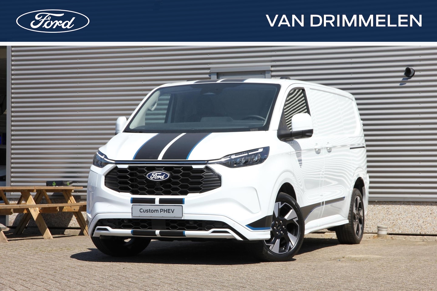 Ford Transit Custom - GB 2.5 PHEV 233pk L1H1 320 CVT Sport - AutoWereld.nl