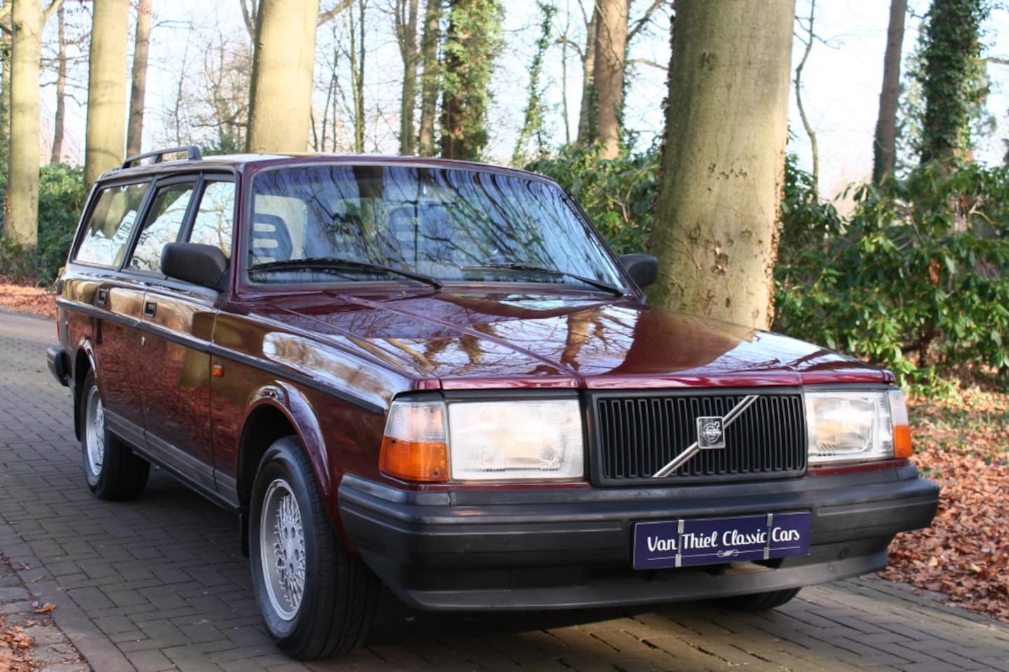 VOLVO 240 POLAR U9