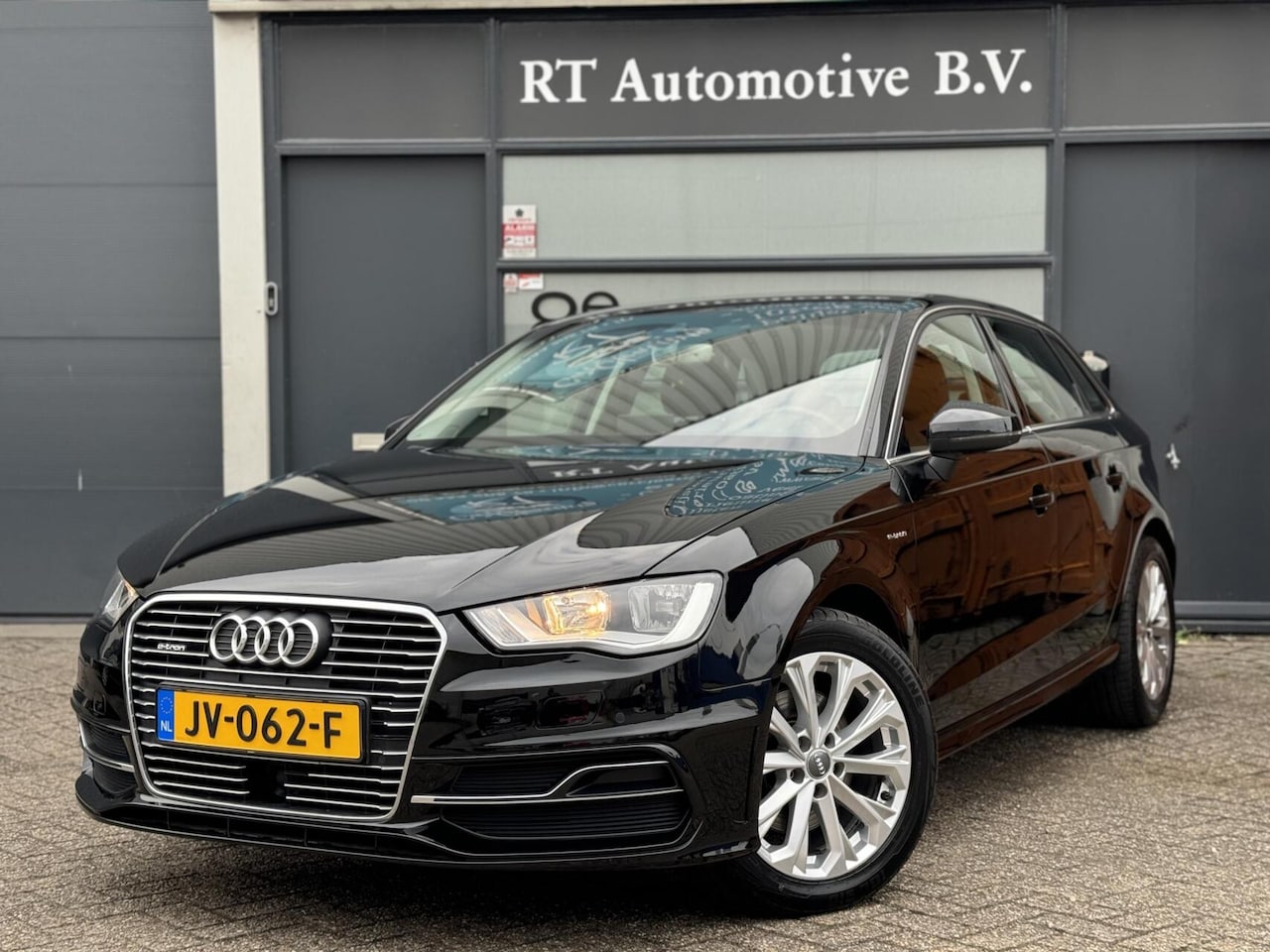 Audi A3 Sportback - 1.4 e-tron Keyless / Clima - AutoWereld.nl