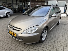 Peugeot 307 SW - 2.0 16V Pack