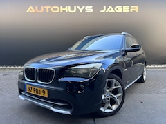 BMW X1 - SDrive18i Executive leer stoelverwarming