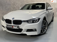 BMW 3-serie - 330e Centennial High Executive /M-Pakket /Leder /Keyless