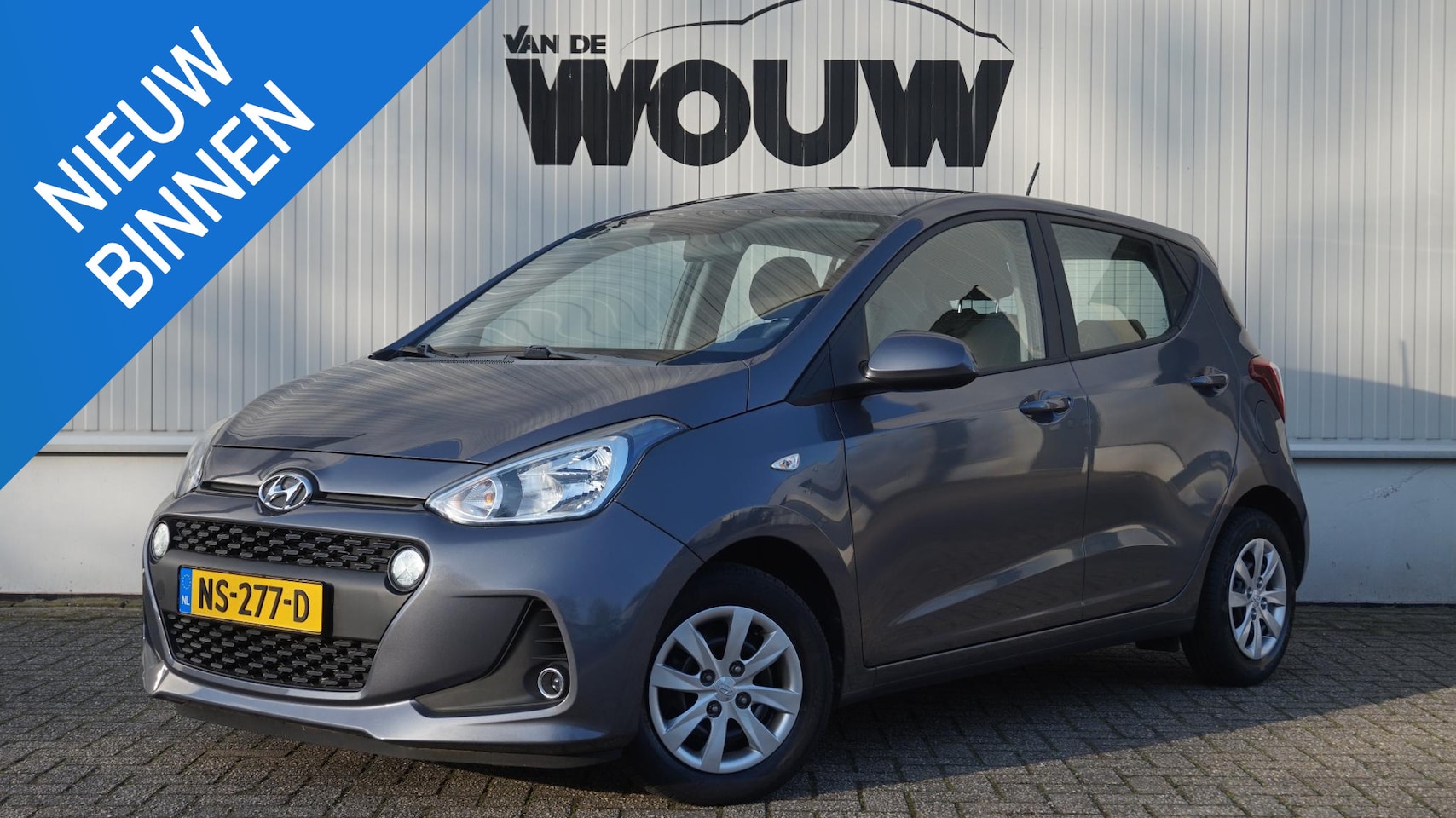 Hyundai i10 - 1.0i Go! 2017 Navigatie | Cruise Control | Climate Control - AutoWereld.nl