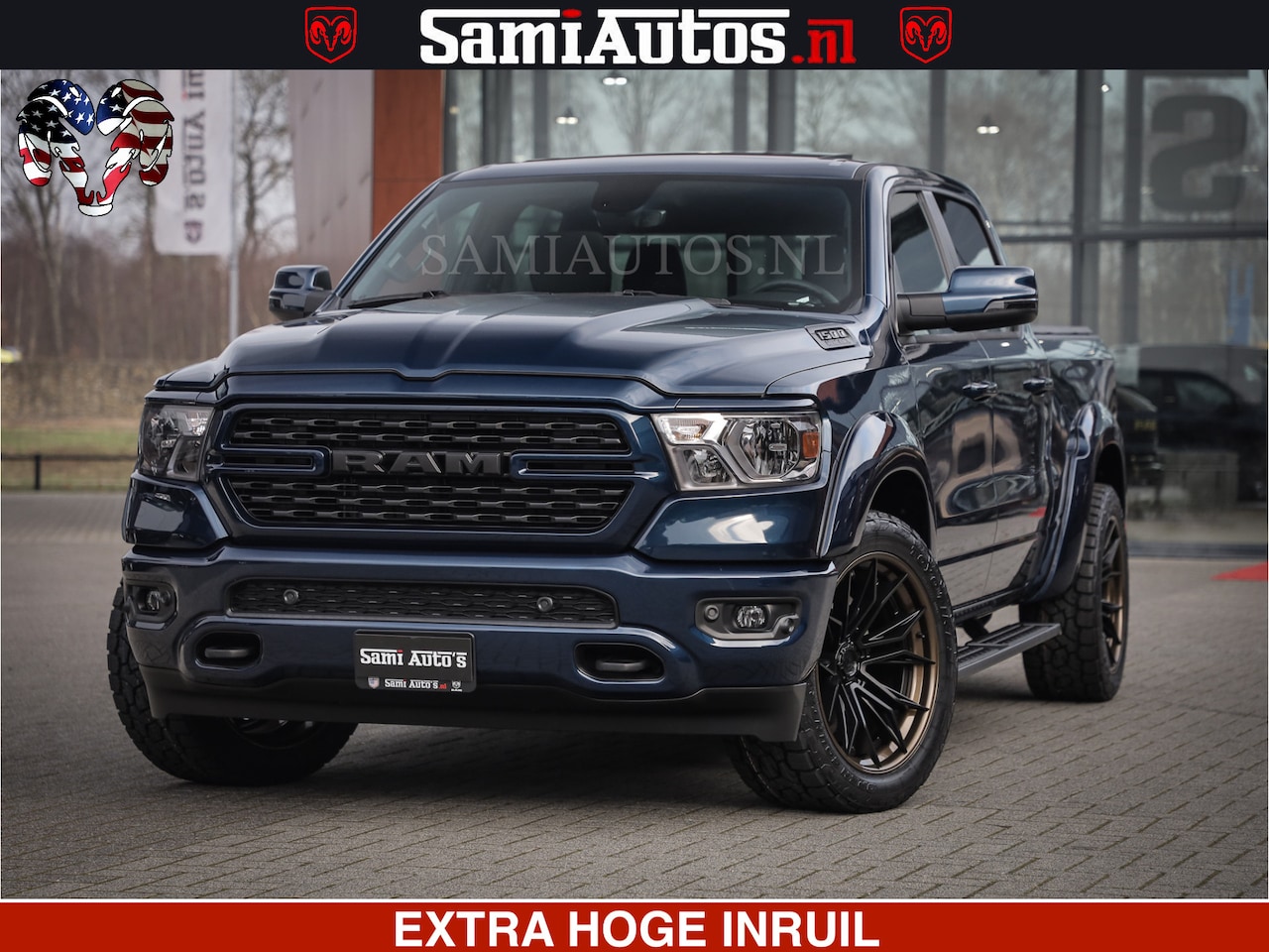 Dodge Ram Pick Up - SPORT | 5.7 V8 4x4 HEMI | PANORAMA DAK | GROOTSCHEM 12 INCH | LPG | Patriot Blue | CREW CA - AutoWereld.nl