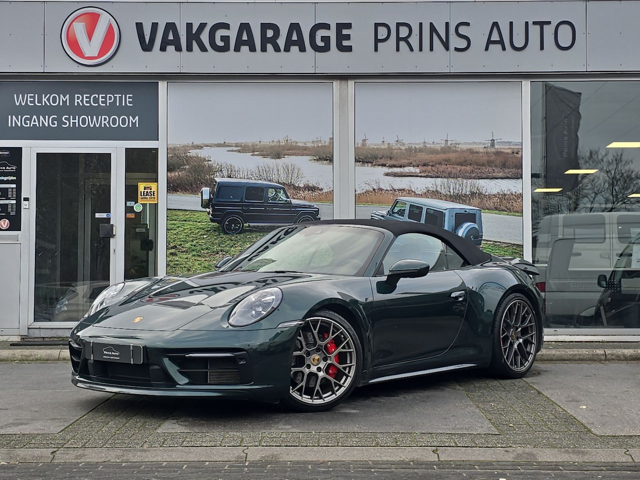 Porsche 911 Cabrio - 3.0 Carrera S |NOSE-LIFT|FOREST GREEN|CARPLAY|STOEL+STUURVW| - AutoWereld.nl