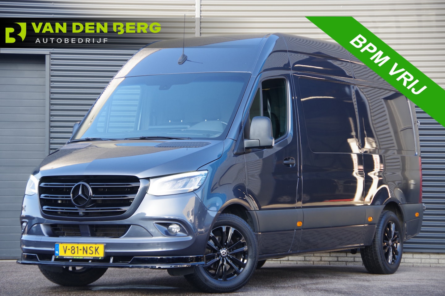 Mercedes-Benz Sprinter - 319 3.0 CDI V6 L2H2 AUT. LED, LUCHTVERING, MBUX 10'', 360 CAMERA, STOELVERWARMING, CRUISE, - AutoWereld.nl