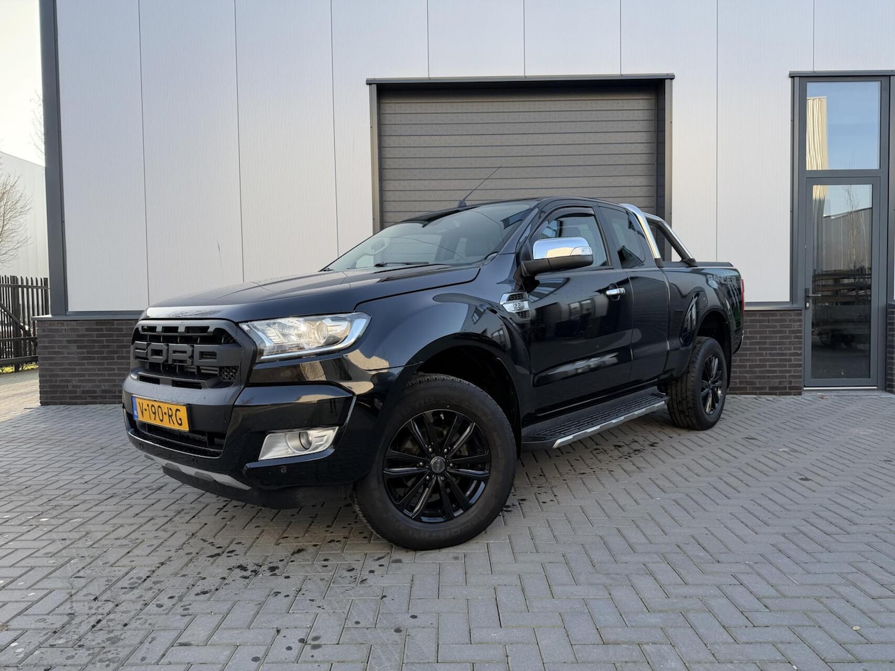 Ford Ranger - 2.2 TDCi Limited Supercab 3.15 2.2 TDCi Limited Supercab 3.15 - AutoWereld.nl