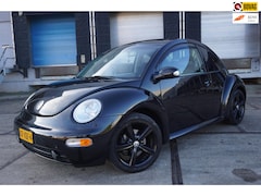 Volkswagen New Beetle - 1.8-5V Turbo Highline