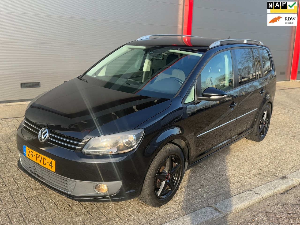 Volkswagen Touran - 1.4 TSI Highline DSG | Automaat | 5zits | Navi - AutoWereld.nl