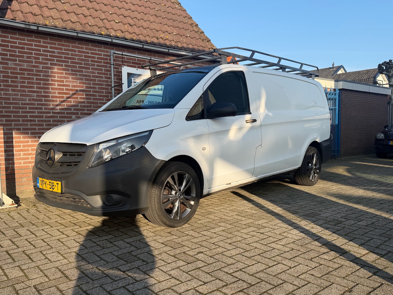 Mercedes-Benz Vito - 109 CDI Lang NIEUWE MOTOR/NAP - AutoWereld.nl