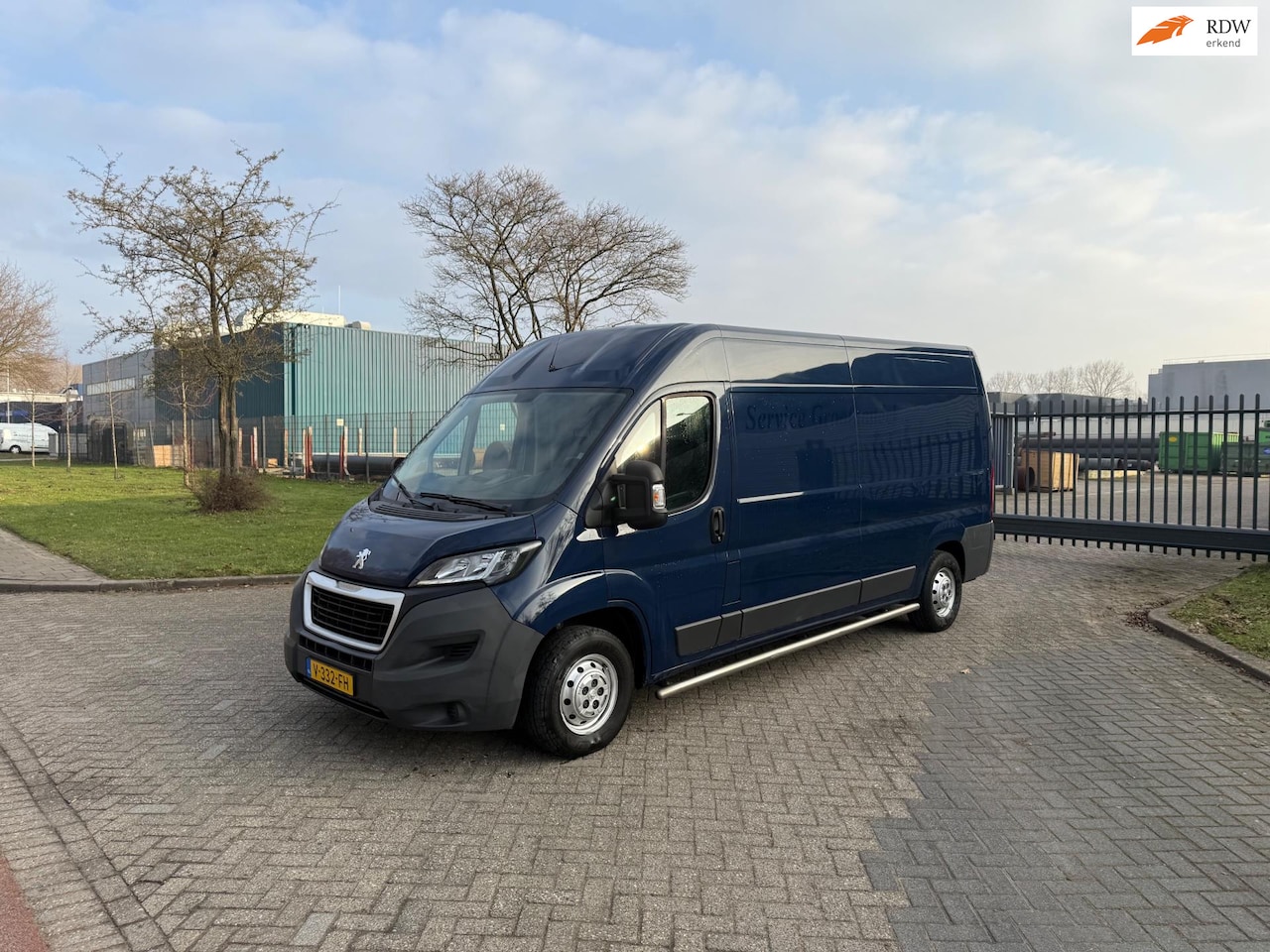 Peugeot Boxer - 335 2.0 BlueHDI L3H2 Pro 335 2.0 BlueHDI L3H2 Pro - AutoWereld.nl