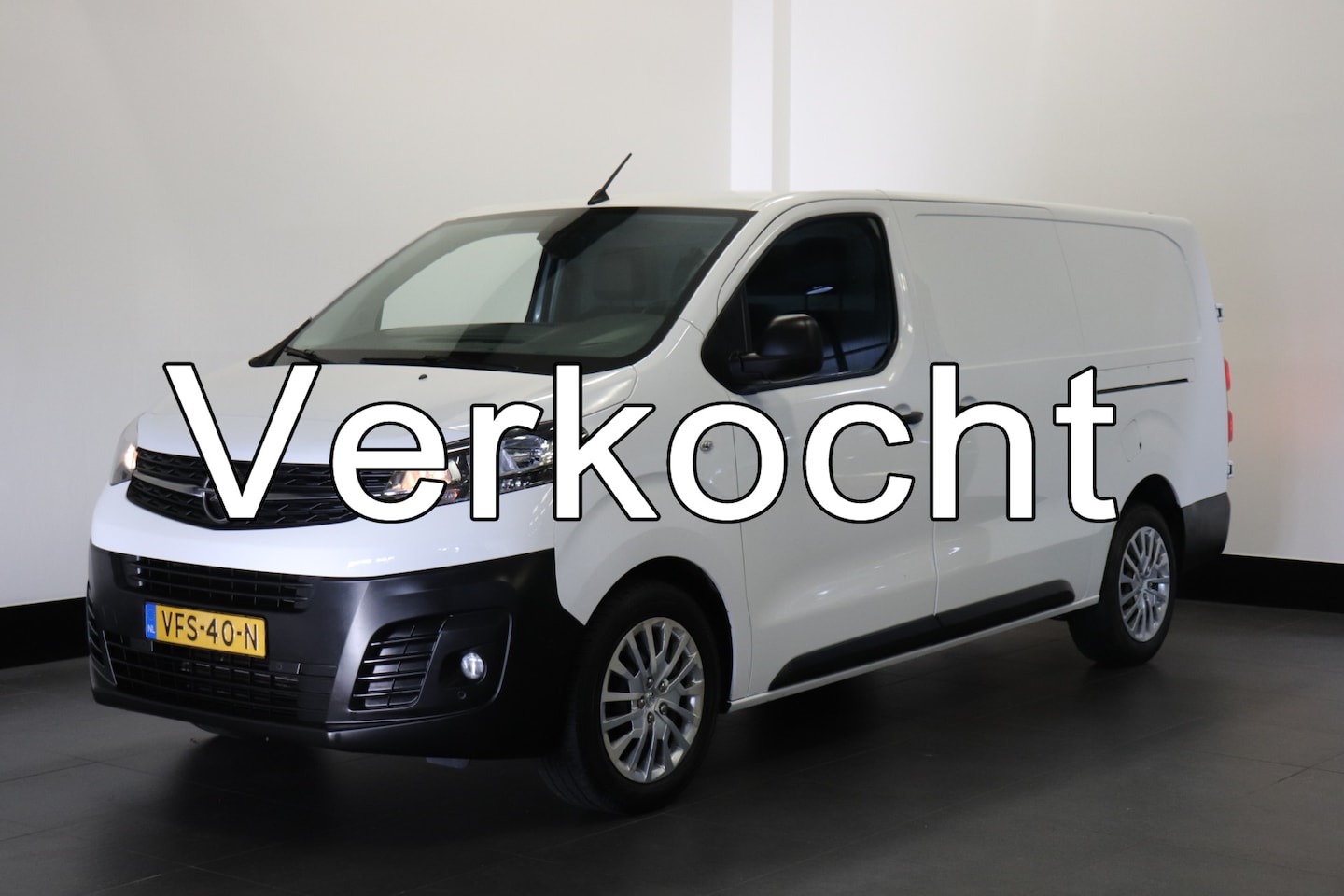 Opel Vivaro - 2.0 CDTI 122PK 2x Schuifdeur L3 - EURO 6 - Airco - Cruise - PDC - €14.950,- Excl. - AutoWereld.nl