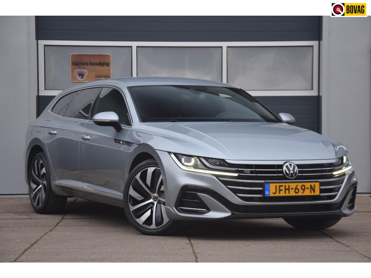 Volkswagen Arteon Shooting Brake - 1.4 TSI eHybrid R-Line Business+ ELEKTRISCHE TREKHAAK/19" VELGEN/CAMERA - AutoWereld.nl