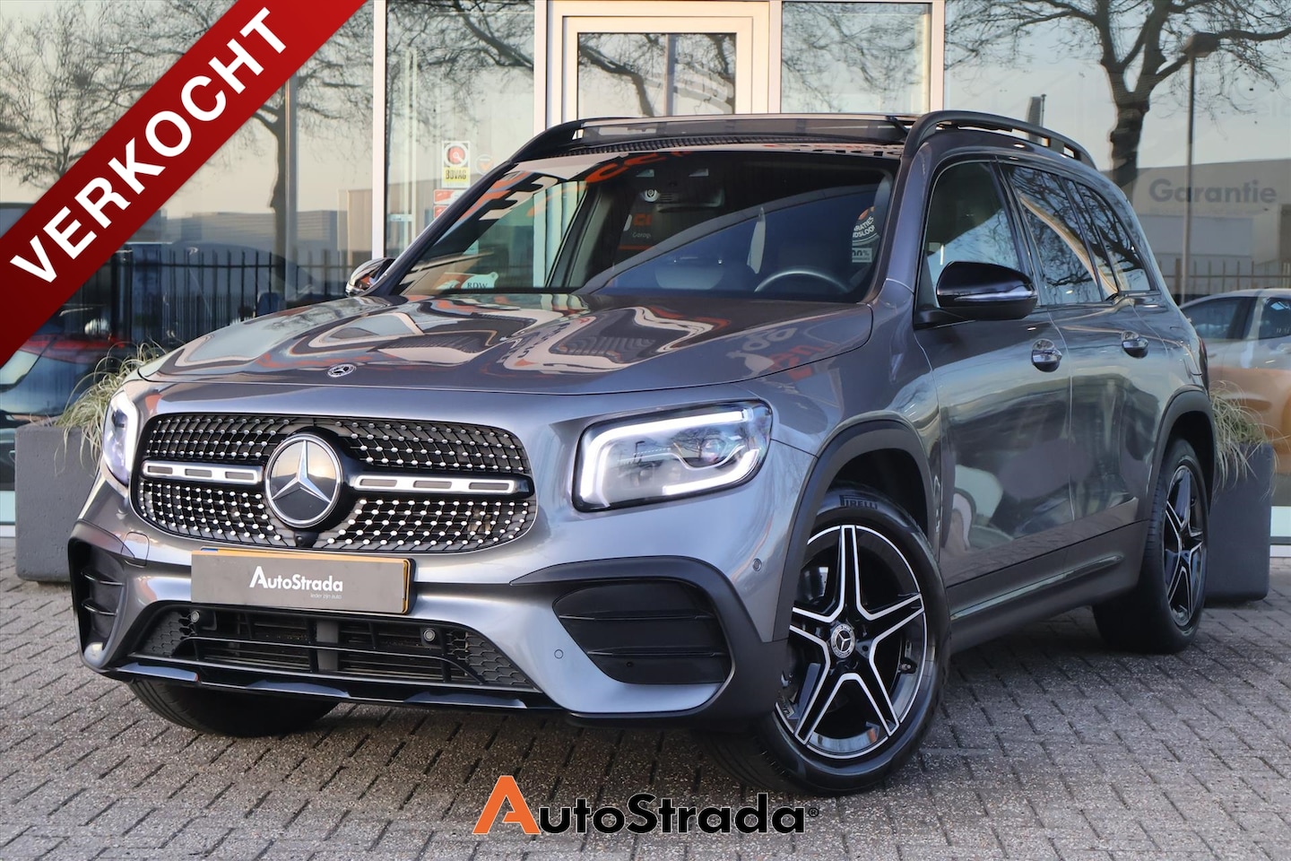 Mercedes-Benz GLB - 200 AMG-Line 163PK | Cruise | Pano | Carplay | Camera | Keyless | Sfeer | Memory | Trekhaa - AutoWereld.nl