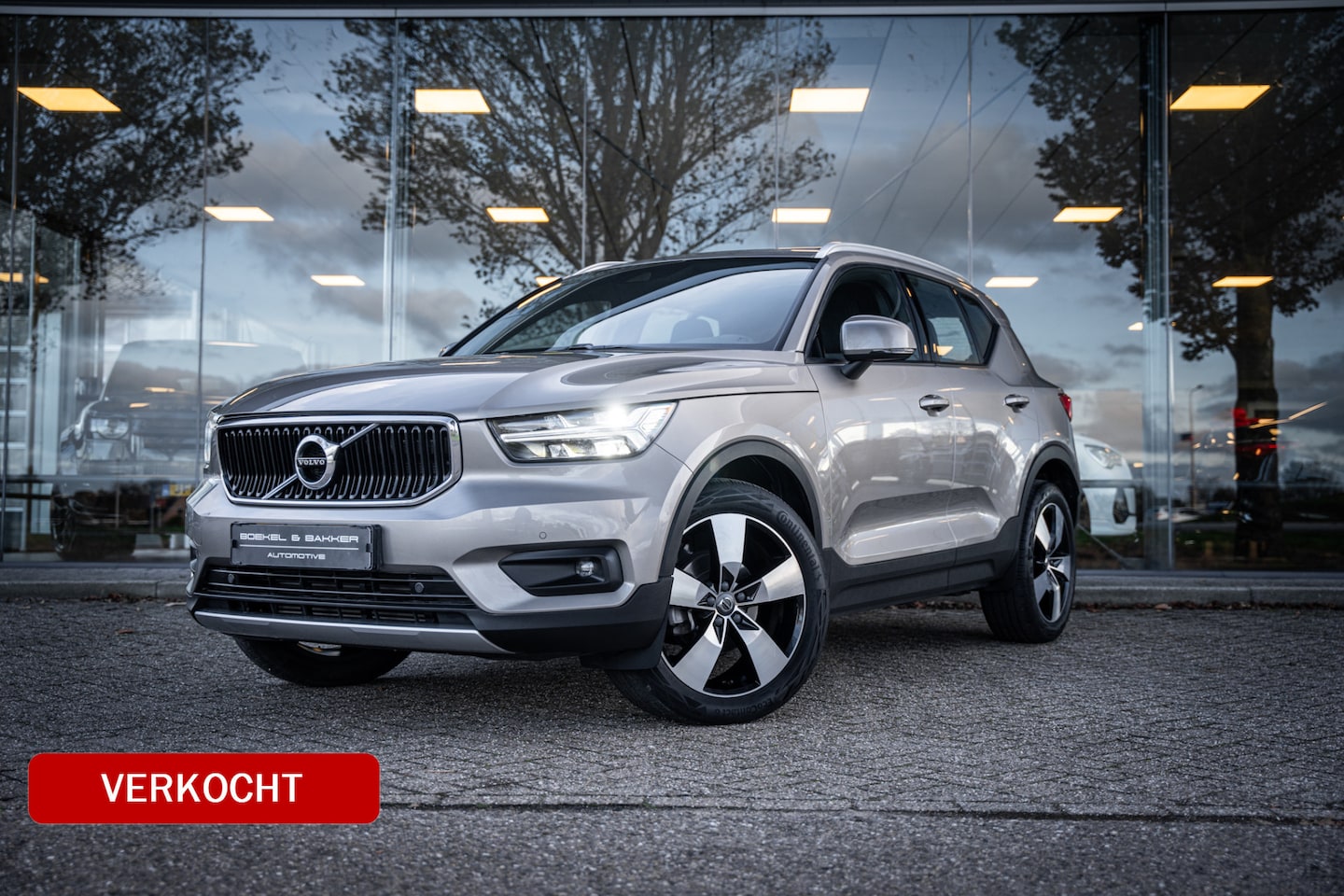 Volvo XC40 - 1.5 T2 Business Pro Aut.8 ** Panodak ** Camera ** 19inch ** Winter-line NAP!! - AutoWereld.nl