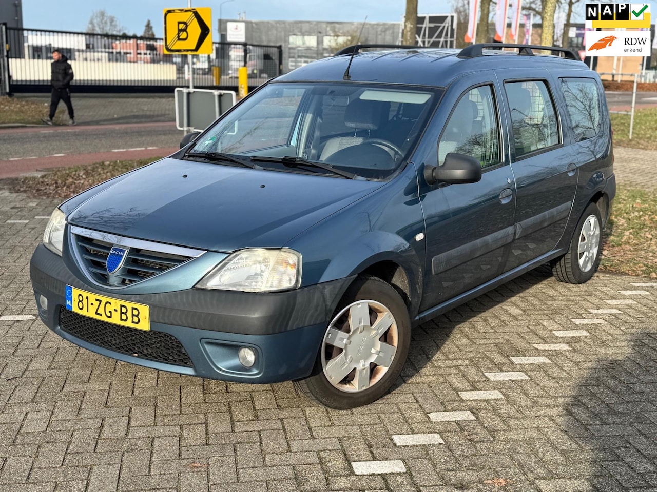 Dacia Logan MCV - 1.6-16V Lauréate 1.6-16V Lauréate - AutoWereld.nl