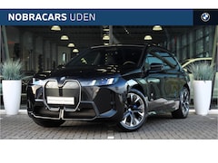 BMW iX - xDrive45 M Sport / Trekhaak / Bowers & Wilkins / M Multifunctionele Stoelen / Parking Assi