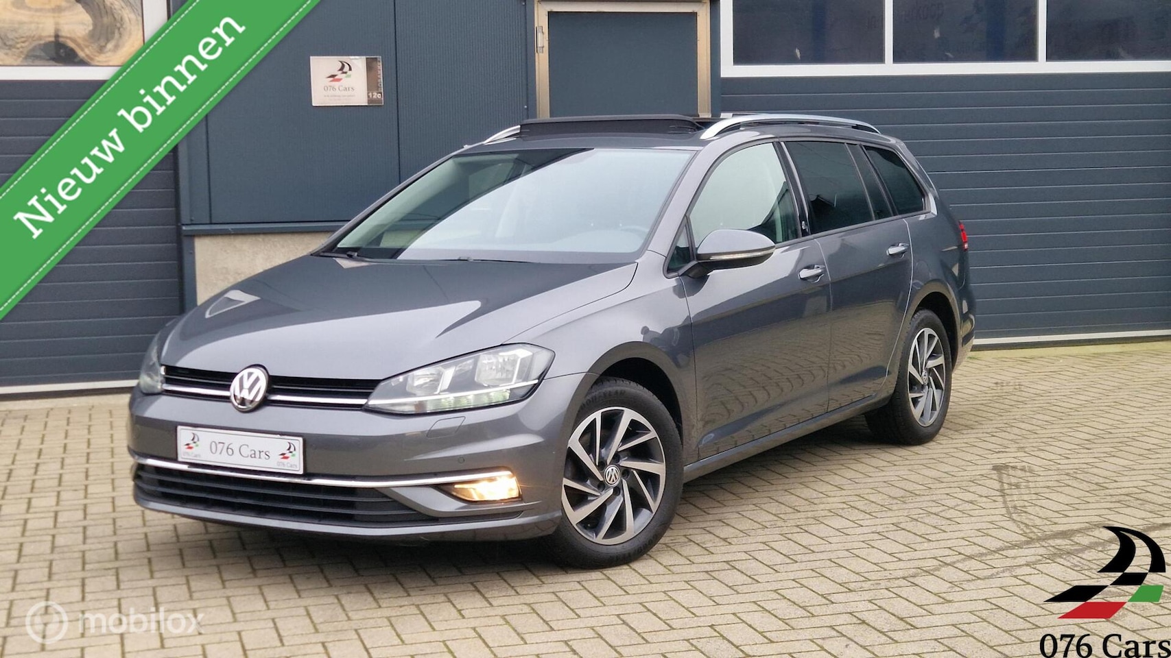 Volkswagen Golf Variant - 1.5 TSI Highline PANO CAMERA VIRTUAL TREKHAAK DEALERONDERHOUDEN - AutoWereld.nl