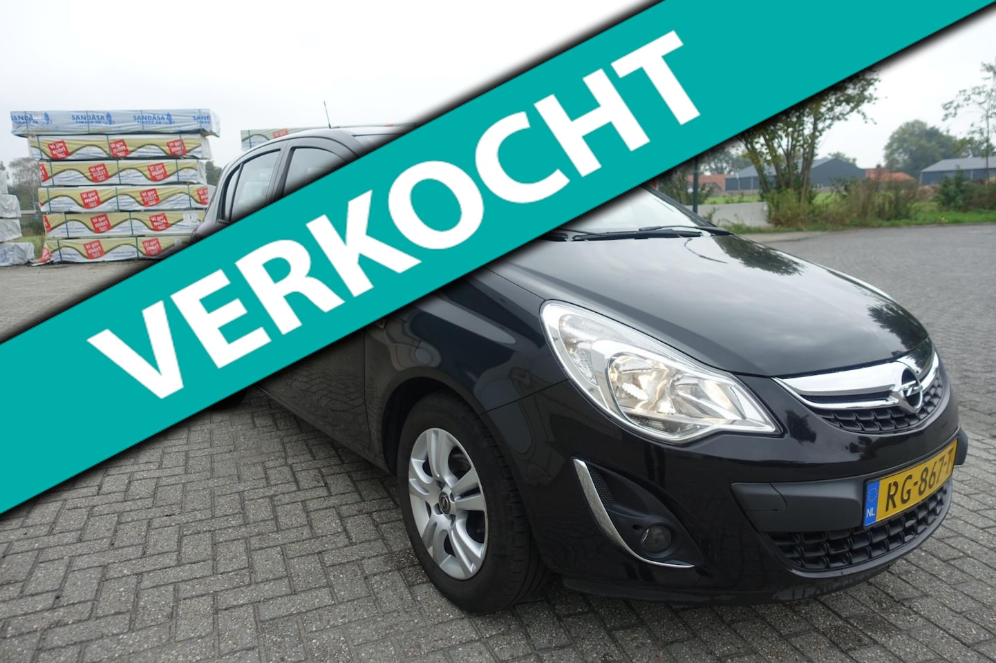 Opel Corsa - 1.2-16V Design Edition - let op bijna 2014 - lm velgen - cruise control -mistlampen - AutoWereld.nl