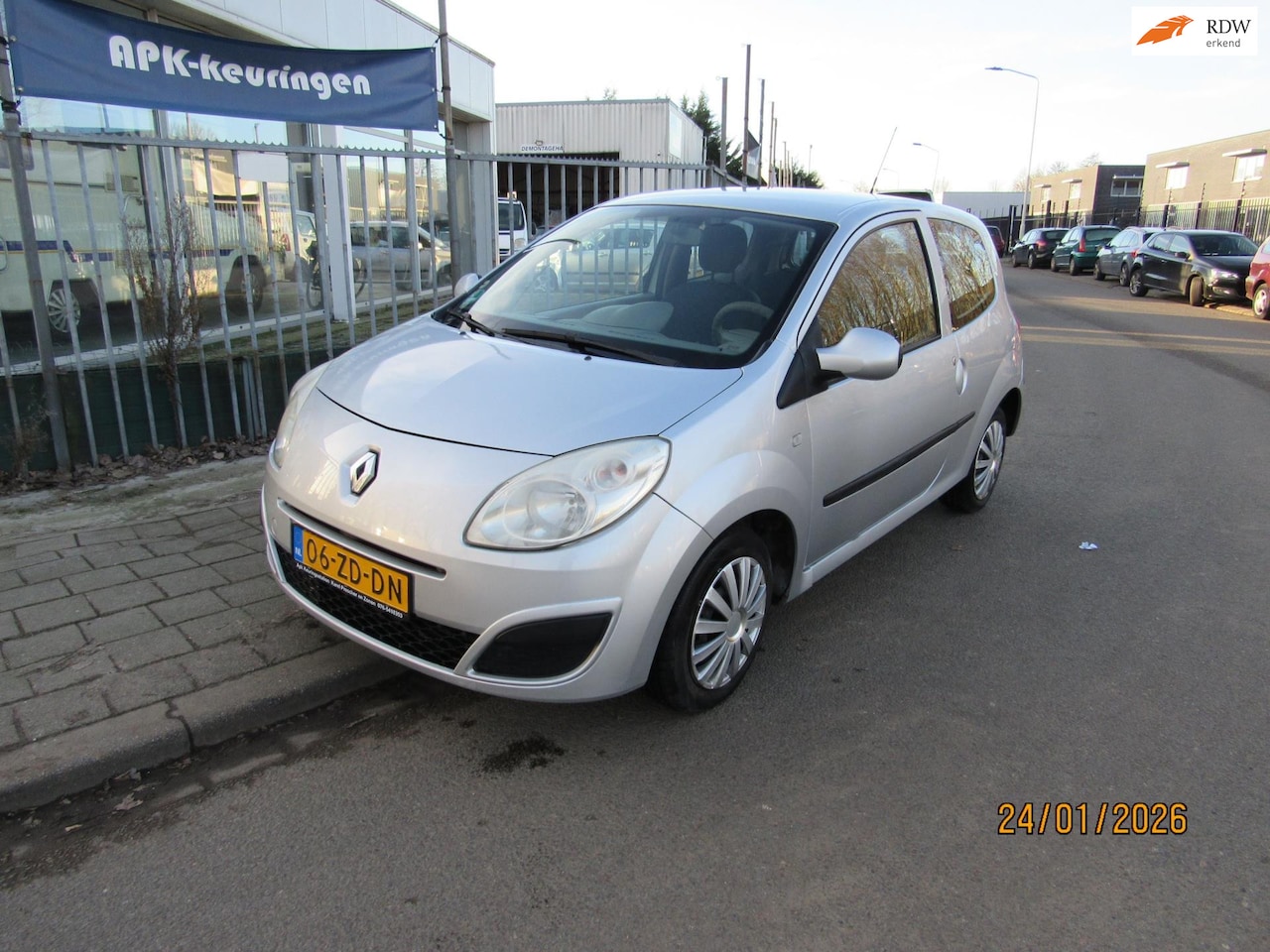 Renault Twingo - 1.2-16V Expression airco - AutoWereld.nl