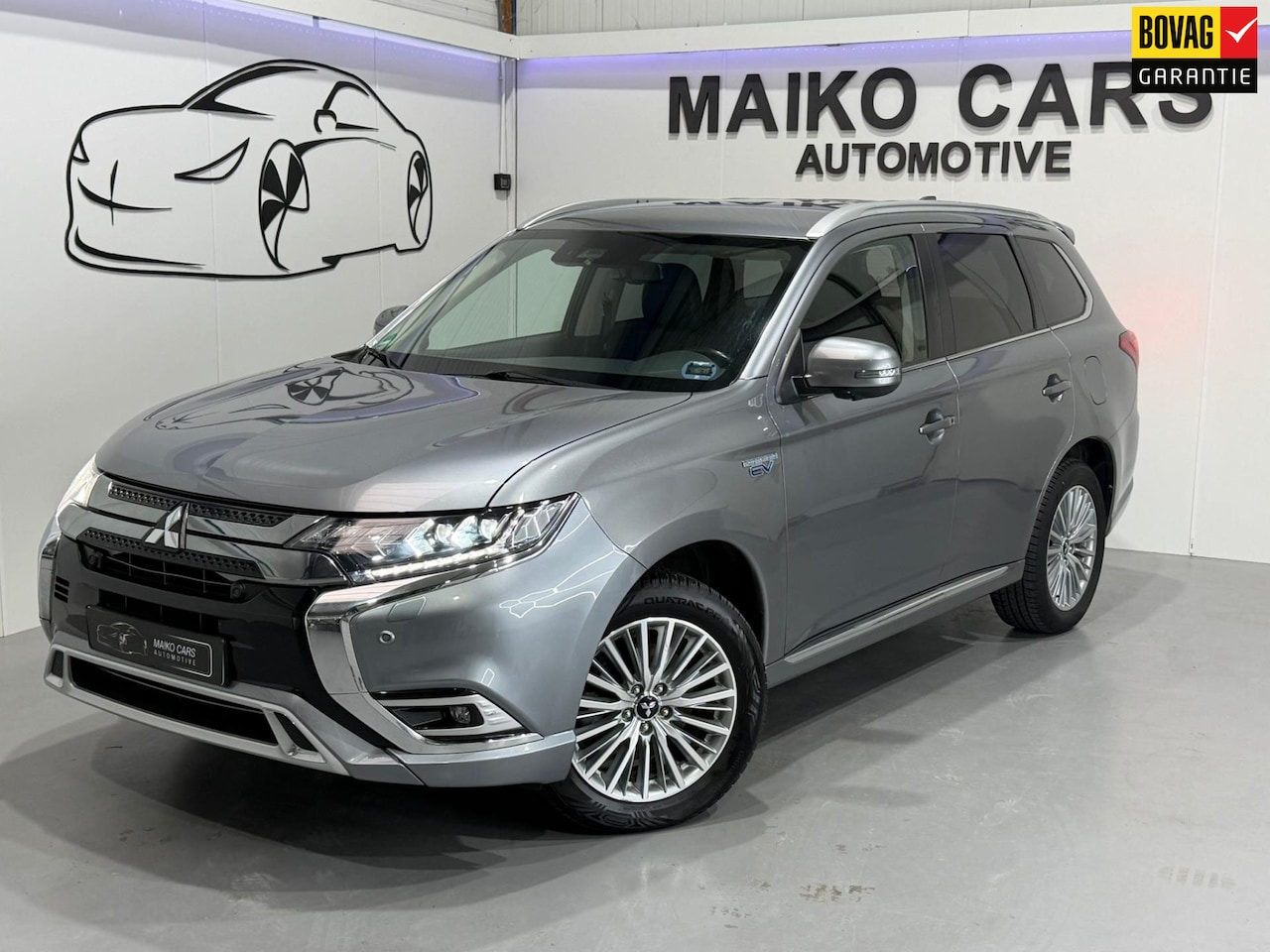 Mitsubishi Outlander - 2.4 PHEV Intense 4x4 Carplay 360cam Keyless - AutoWereld.nl