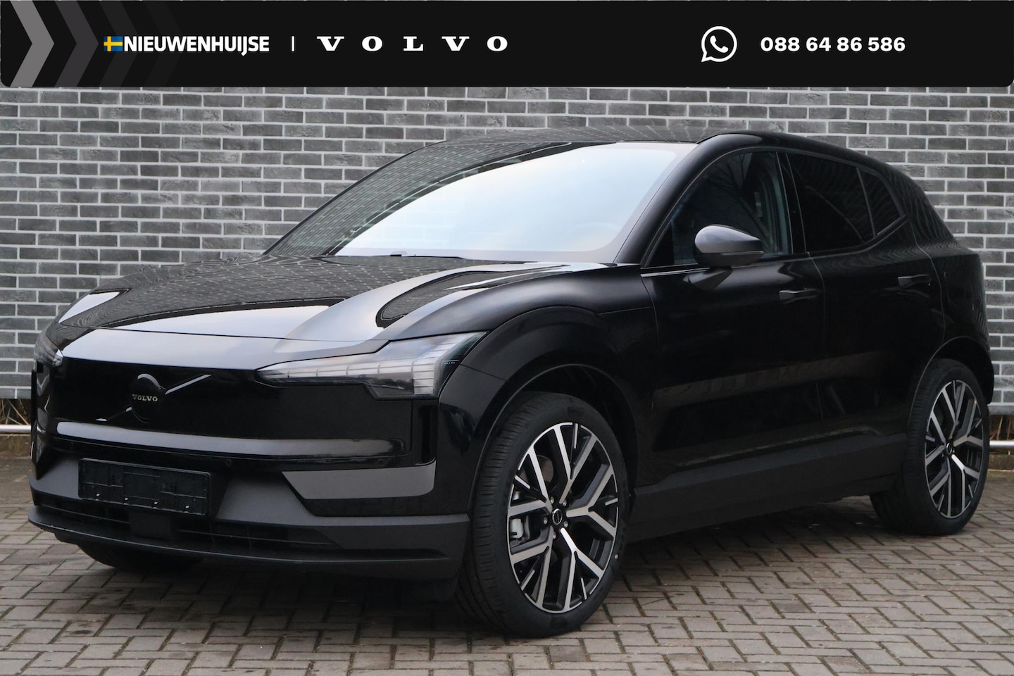 Volvo EX30 - Single Motor Ext Range Plus Black Ed Europa 69 kWh Adaptieve Cruise Control | 20" Lichtmet - AutoWereld.nl