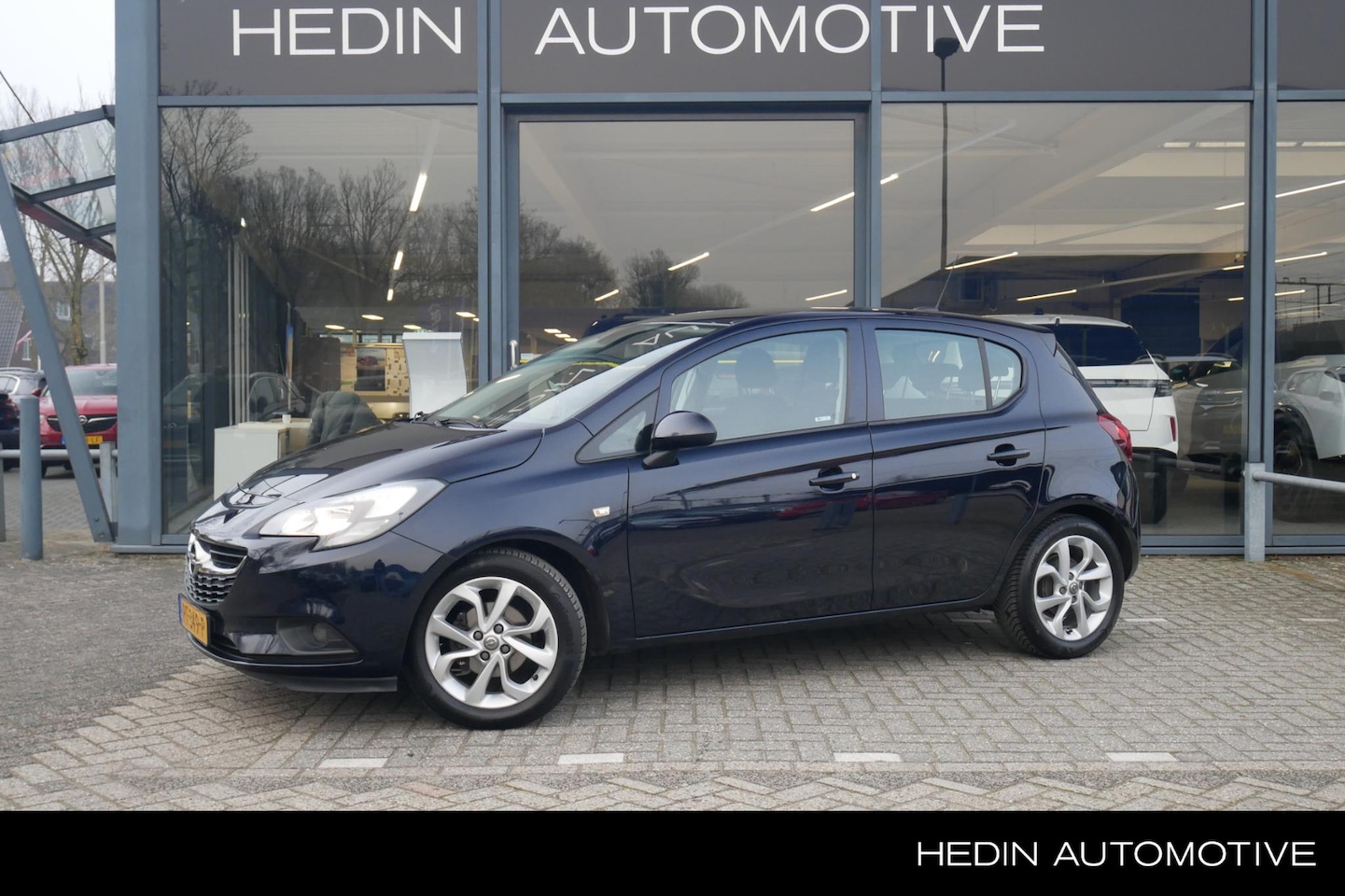 Opel Corsa - 1.4 Online Edition | Airco | Navigatie | Lichtmetalen velgen 16'' | Cruise Control - AutoWereld.nl