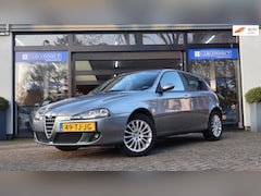 Alfa Romeo 147 - 1.6 T.Spark Veloce Collezione|Clima|Cruise|LMV|Nw.APK