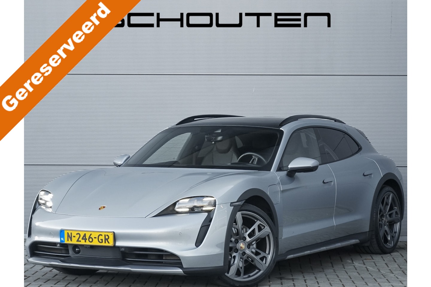 Porsche Taycan Cross Turismo - 4 93 kWh Pano Luchtvering PASM Bose - AutoWereld.nl
