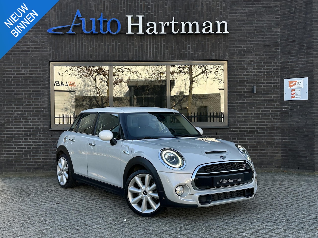 MINI Cooper S - Mini 2.0 Pepper CRUISE|STOELVERWARMING|CARPLAY - AutoWereld.nl