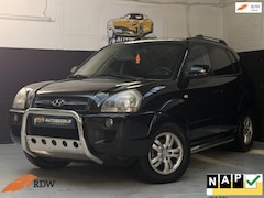 Hyundai Tucson - 2.0i Style Premium|Stoel Verwarming|Leren bek| NAP | Trekhaak