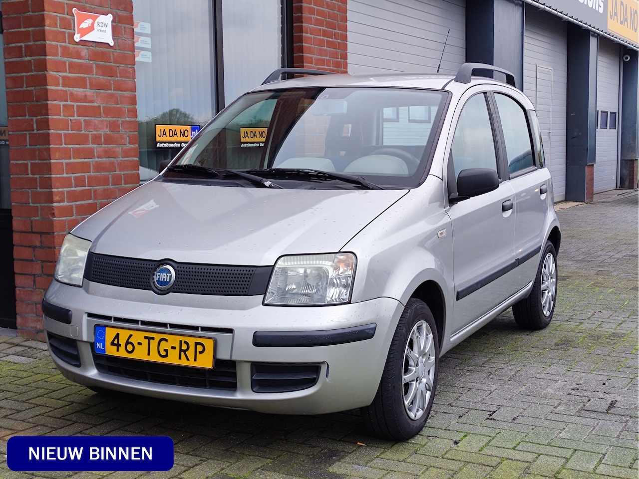 Fiat Panda - 1.1 Young Org. NL/Airco/5 Drs/Nieuw DISTRIBUTIERIEM SET!!! - AutoWereld.nl