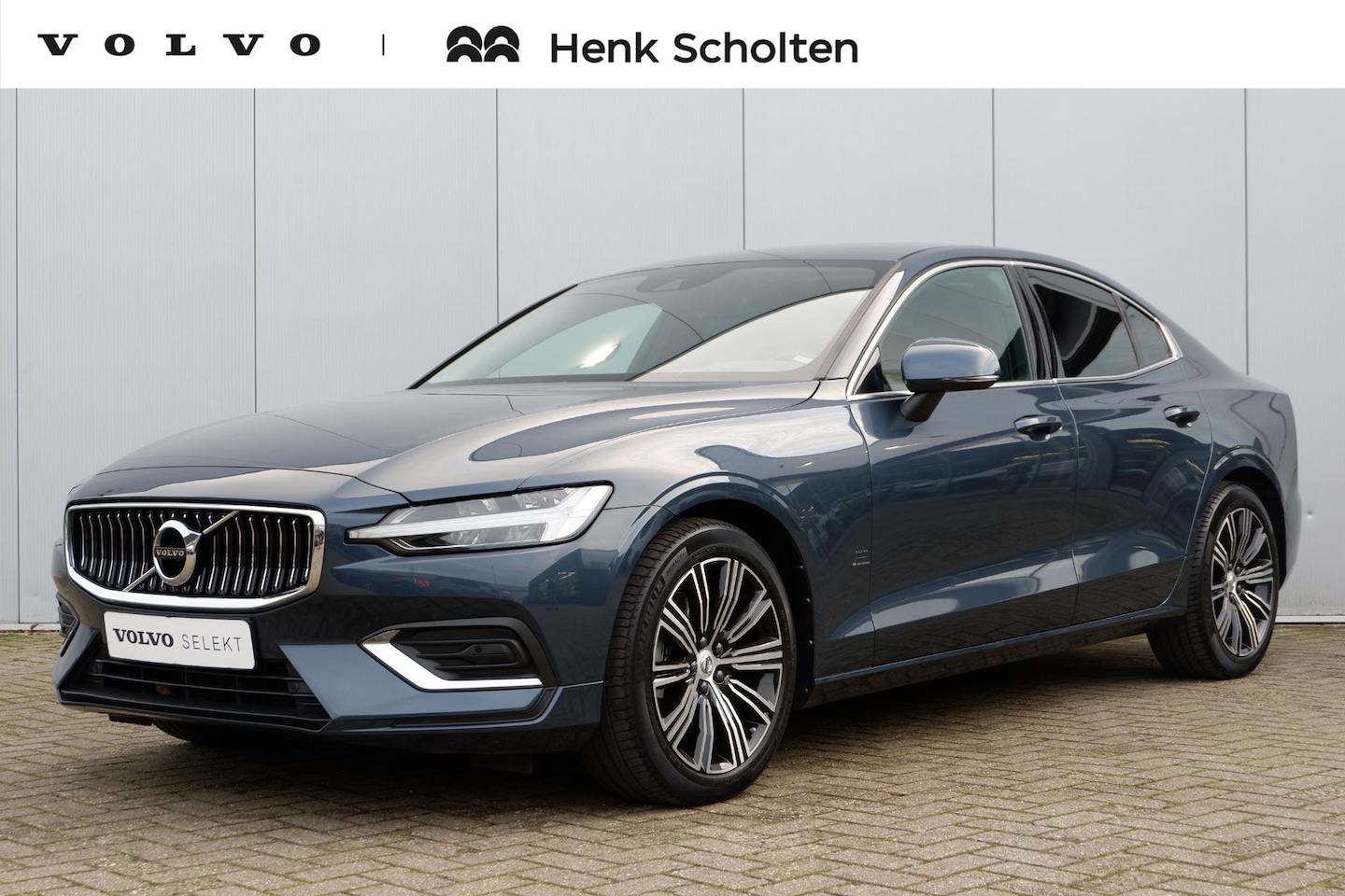 Volvo S60 - 2.0 B3 Inscription Elektrisch verstelbare bestuurdersstoel met gehuegen | 18" Lichtmetalen - AutoWereld.nl