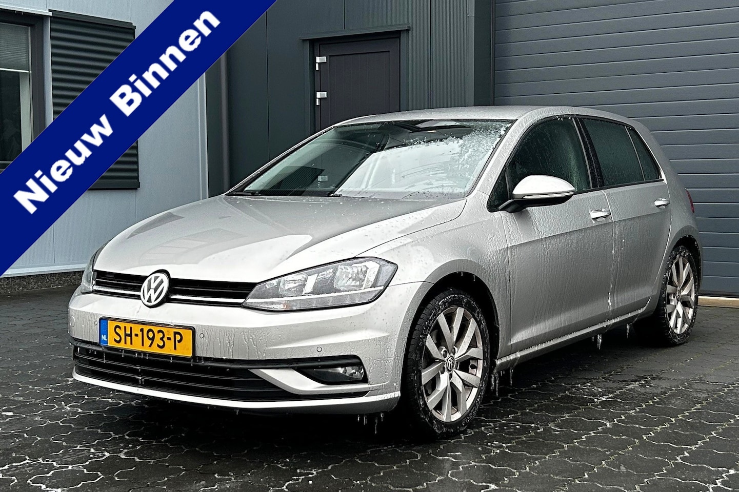 Volkswagen Golf - 1.0 TSI Trendline NAVI CLIMA PDC 17" 99325KM! - AutoWereld.nl