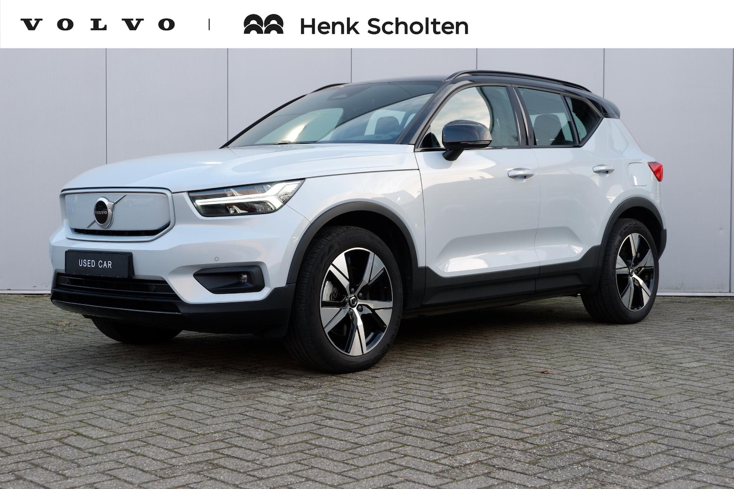 Volvo XC40 - Recharge P8 AWD R-Design Harman Kardon audio | Trekhaak semi elektrisch inklapbaar | 19" L - AutoWereld.nl