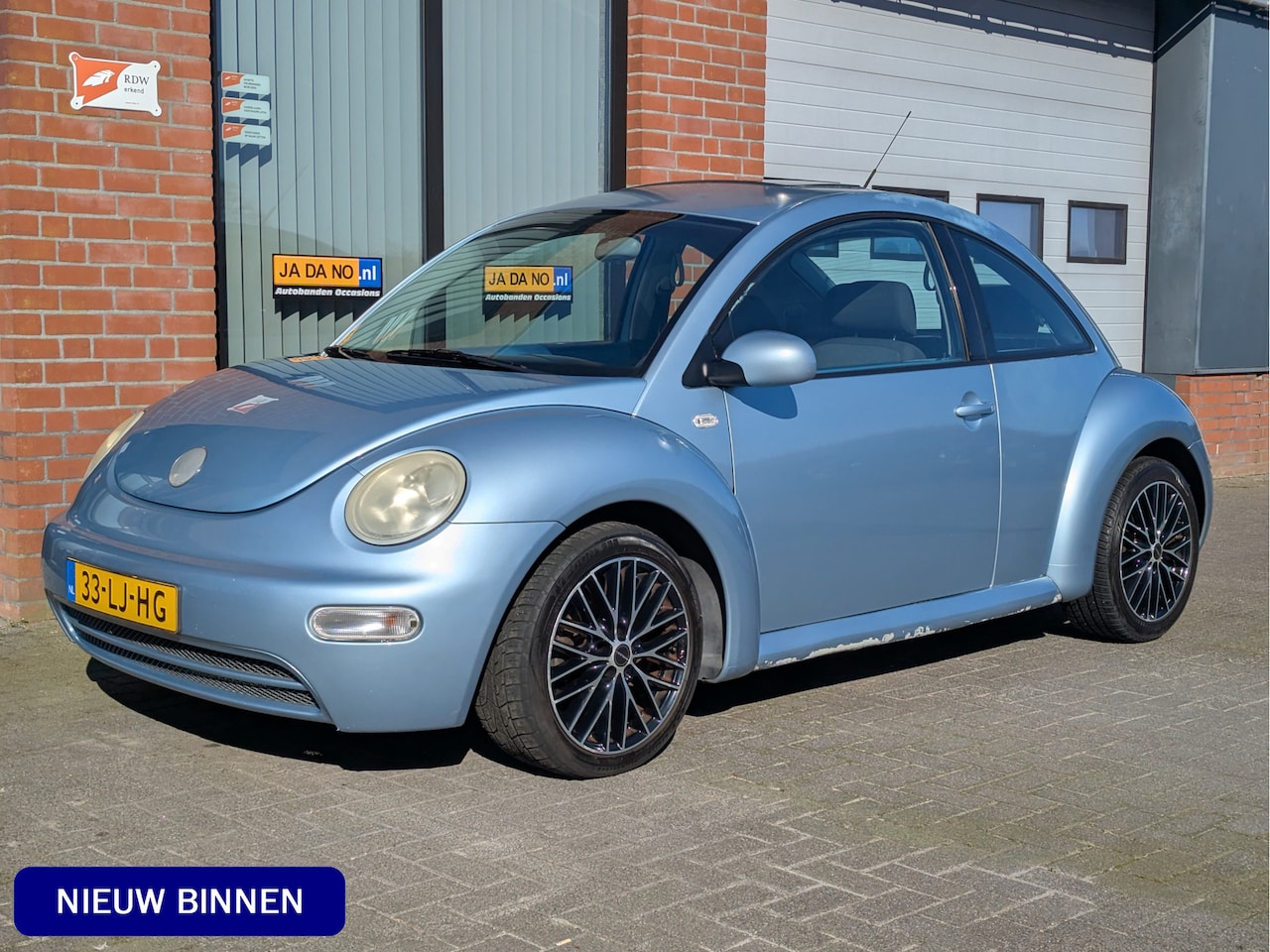 Volkswagen New Beetle - 1.6 Org. NL/Airco/Elec. pakket/Nieuw DISTRIBUTIERIEM SET!!! - AutoWereld.nl