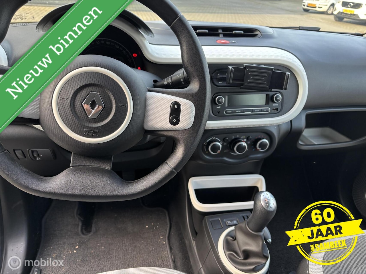 Renault Twingo - 1.0 SCe - AIRCO- CRUISE CONTROL - AutoWereld.nl