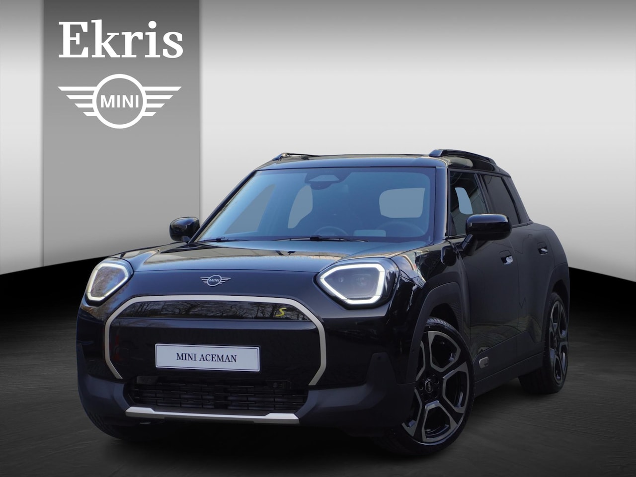 MINI Aceman - SE Favoured Trim | Pakket M | Panoramadak - AutoWereld.nl