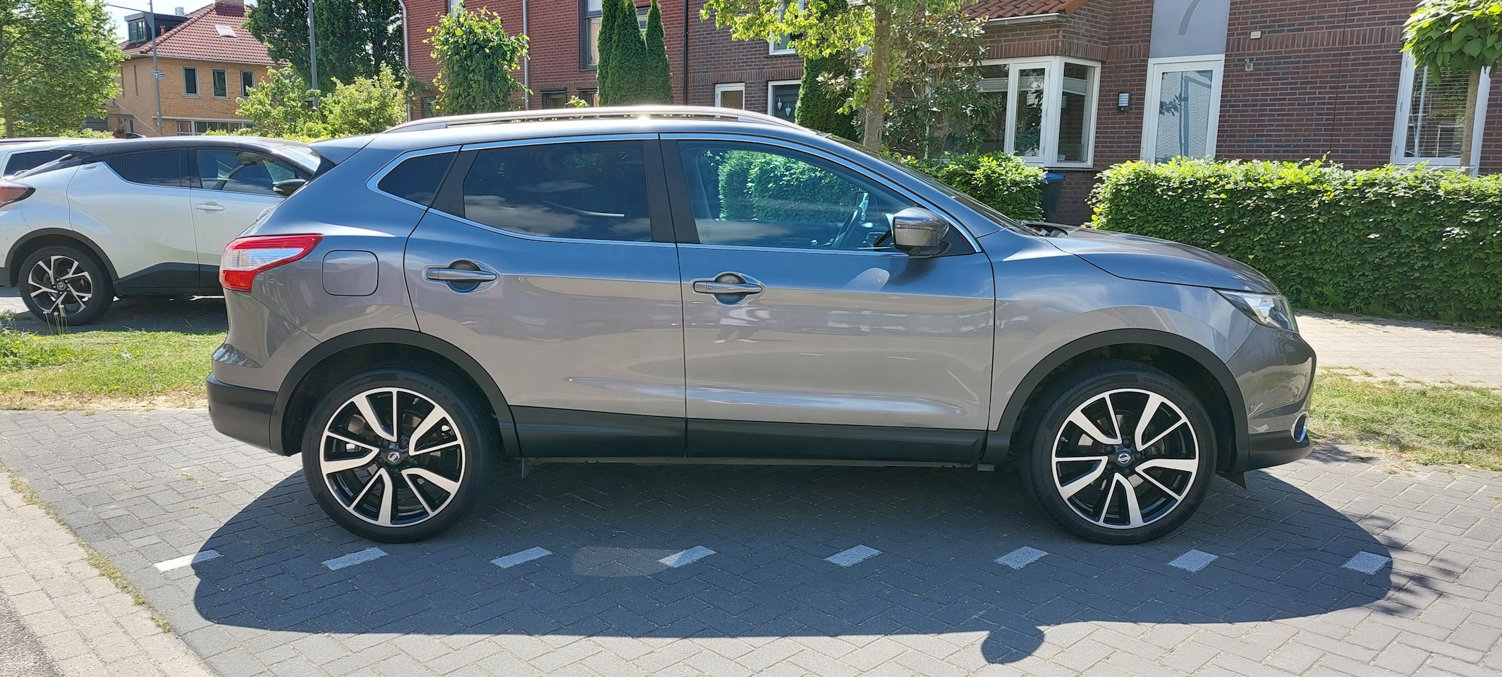 Nissan Qashqai - 1.2 Tekna - AutoWereld.nl