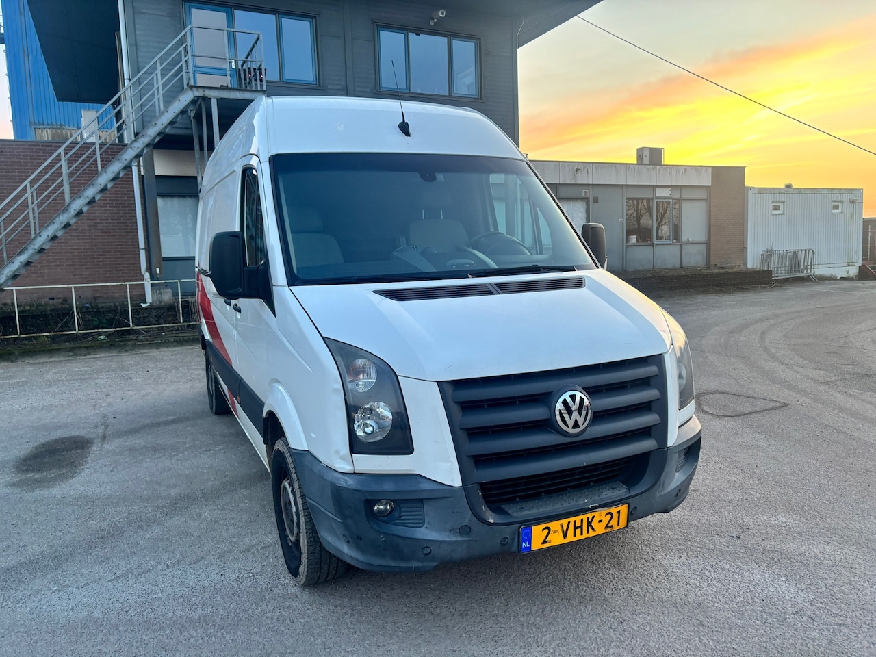 Volkswagen Crafter - 35 2.5 TDI L2H2 35 2.5 TDI L2H2 Airco - AutoWereld.nl