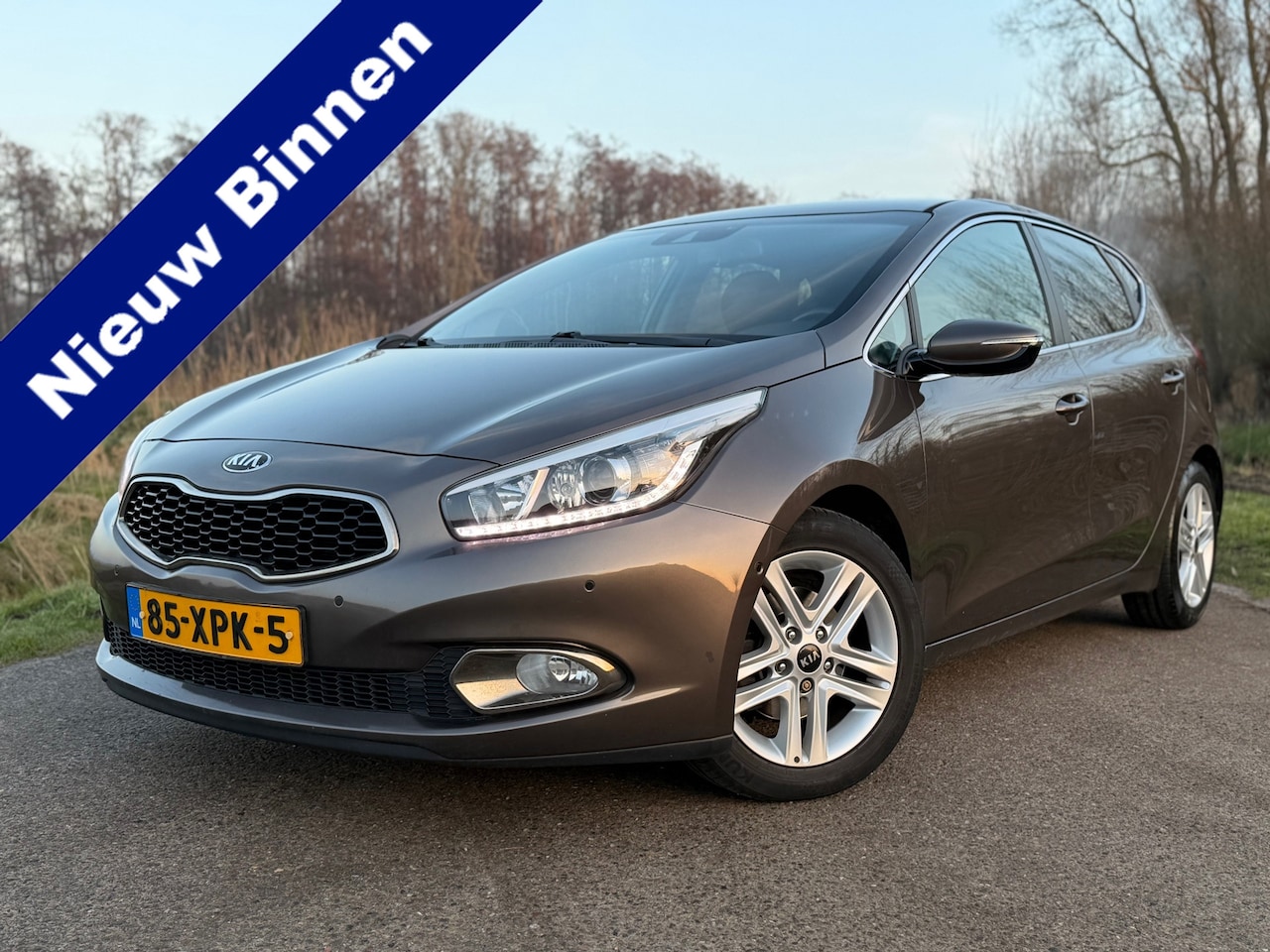 Kia Cee'd - 1.6 GDI Super Pack / Perfect Onderhouden / NL Auto + NAP / LM Velgen / Navigatie / Climate - AutoWereld.nl